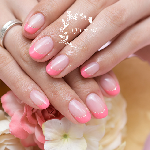 捧花法式.jpg - 唯美法式 French Nail