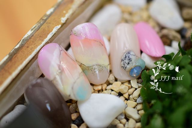 Rainbow Stone-1.jpg - 拉花 暈染作品