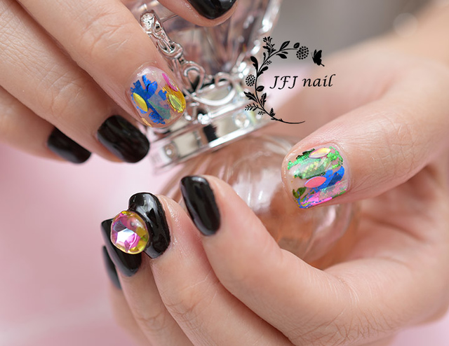 神秘隕石-1.jpg - nail