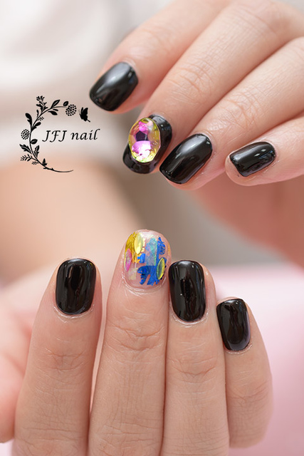 神秘隕石.jpg - nail